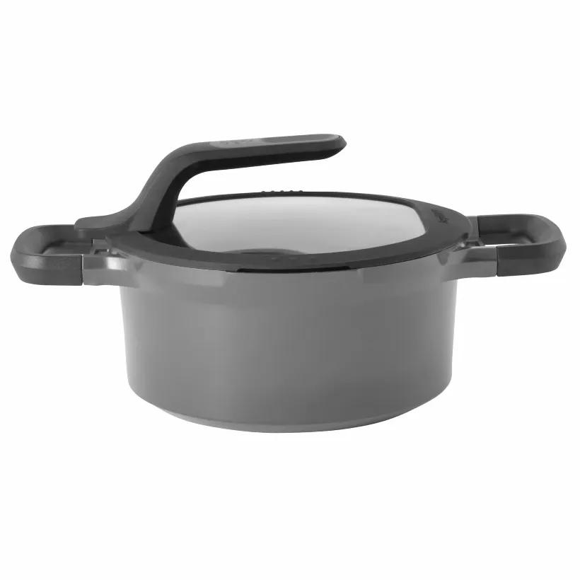 قابلمه درب‌دار برگهف سری GEM stay cool سایز 28Cm/7.3L